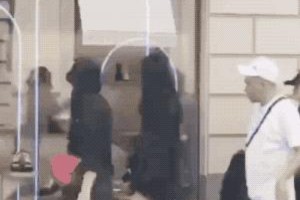 杨幂米兰街拍美腿吸睛，瘦腿训练全攻略