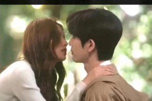 张凌赫吻戏集锦：深情演绎影视剧心动瞬间